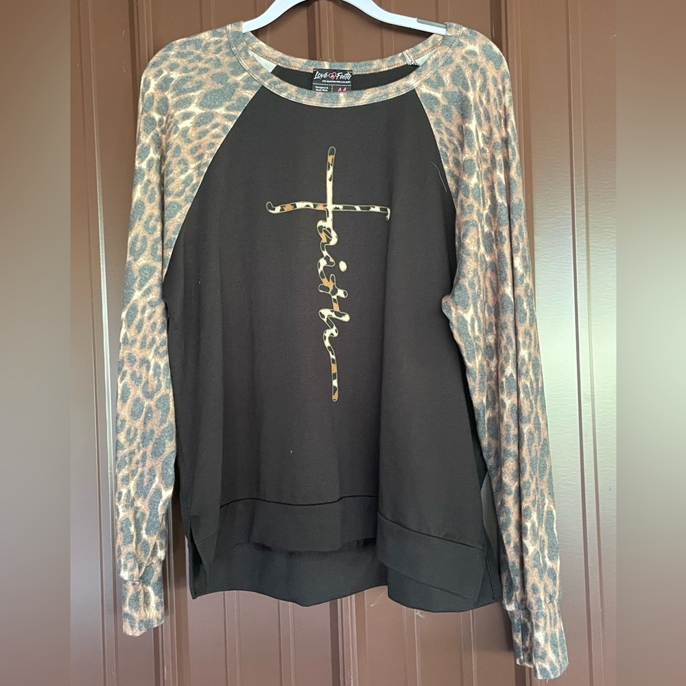 Love in Faith leopard sleeve “Faith” raglan top